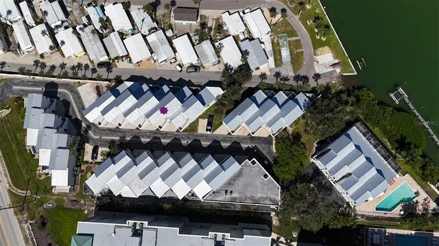 $698,000 | 2255 North Beach Road, Unit 9, Englewood, FL 34223