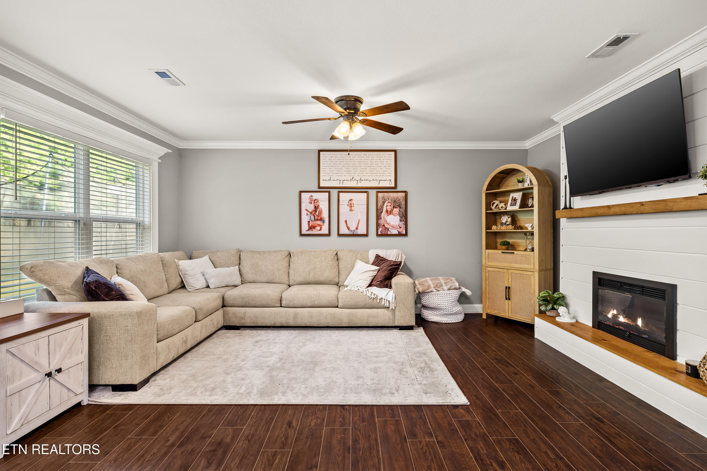 215 Rye Drive Maryville, TN 37801 - Photo 16 of 32 215RyeDr-5