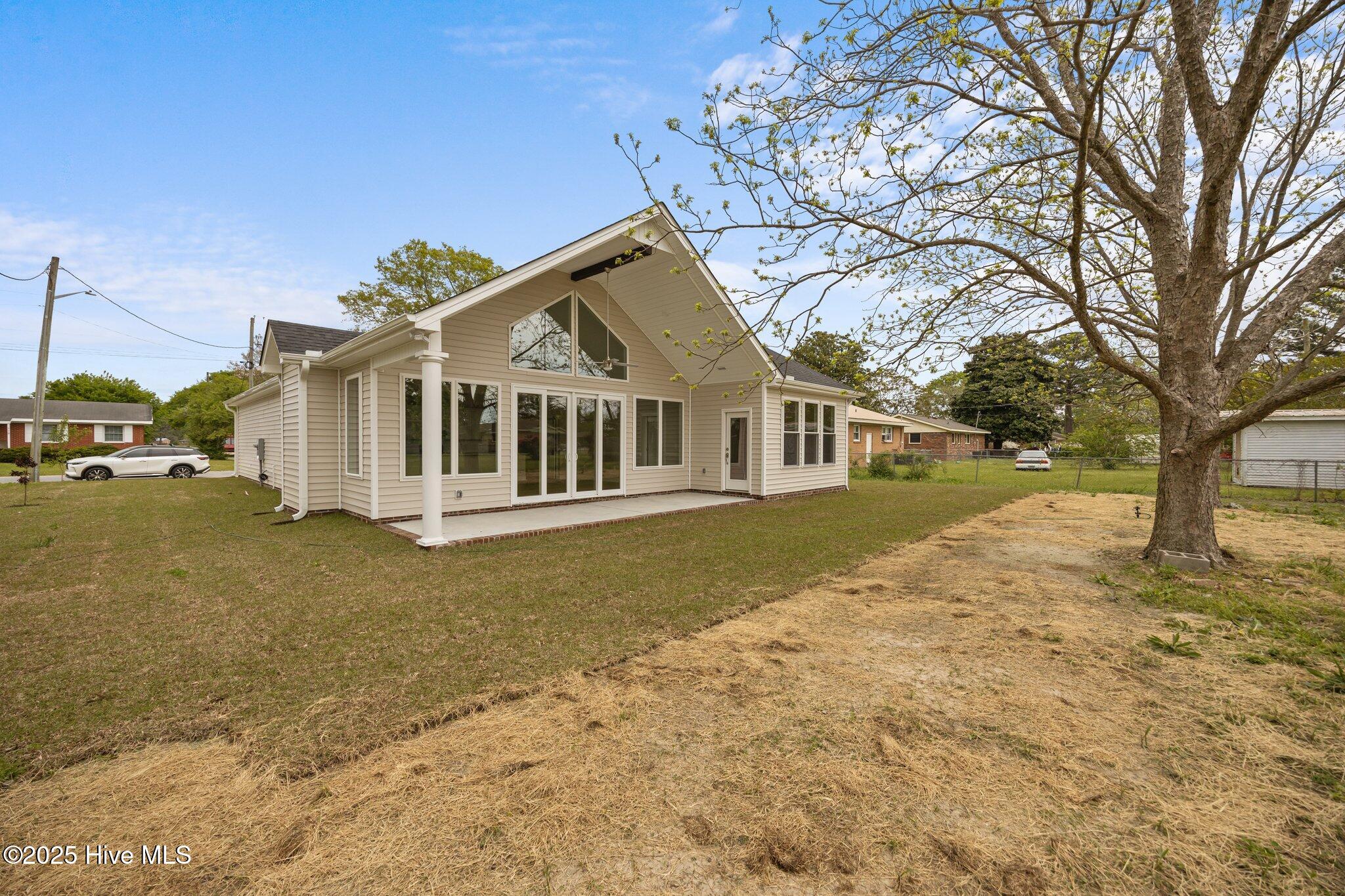 316 Allen Drive Ayden, NC 28513 - Photo 41 of 50 37-web-or-mls-BLS_0090