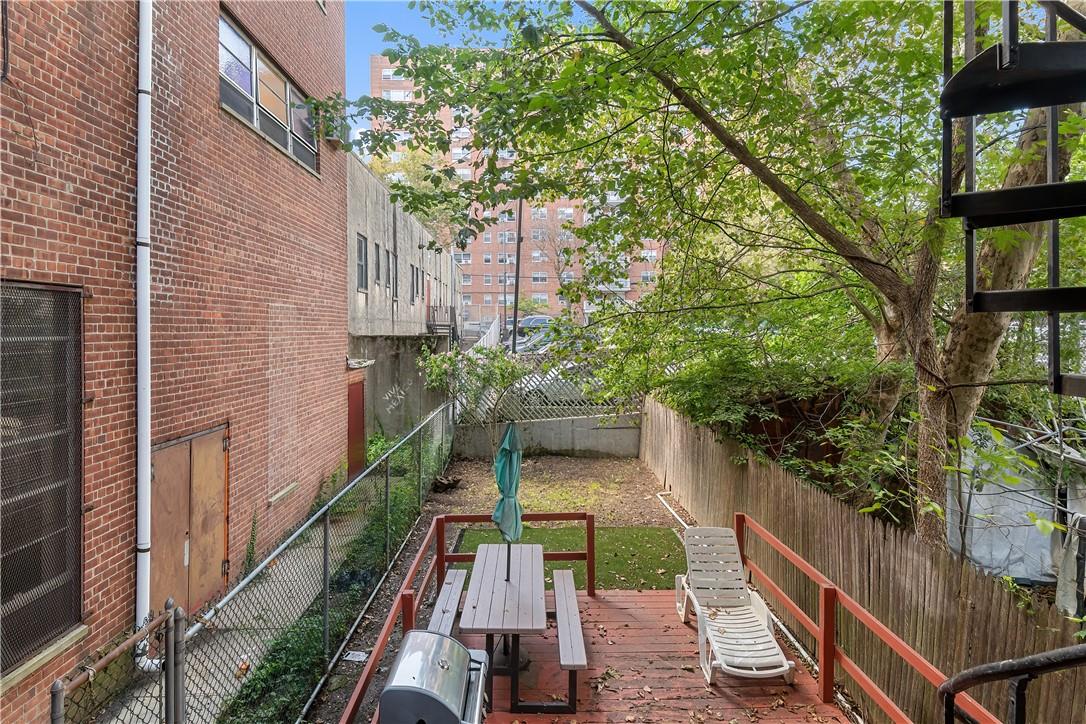 3121 Corlear Avenue Bronx, NY 10463 - Photo 16 of 28