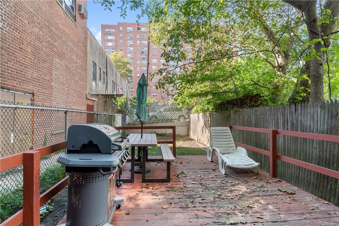 3121 Corlear Avenue Bronx, NY 10463 - Photo 23 of 28