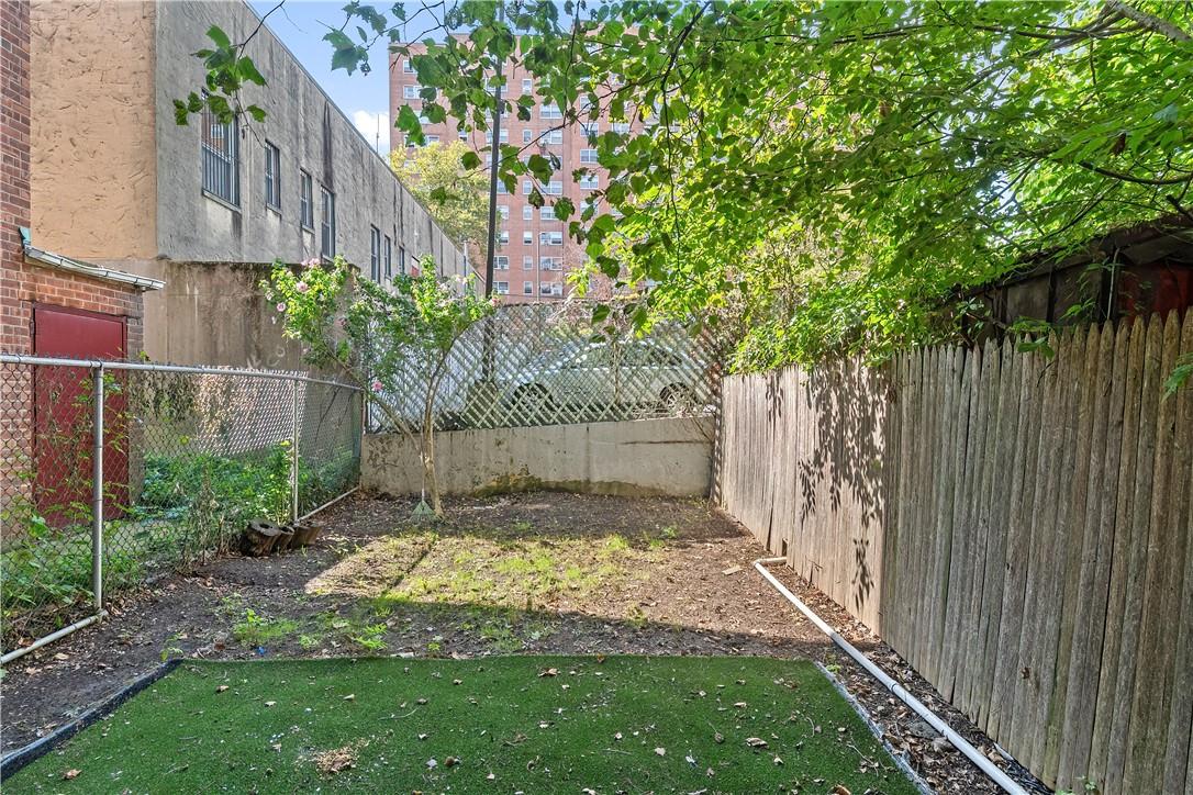 3121 Corlear Avenue Bronx, NY 10463 - Photo 24 of 28