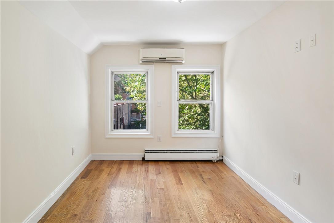 3121 Corlear Avenue Bronx, NY 10463 - Photo 9 of 28 main fl bed room one