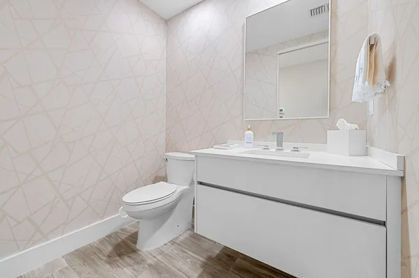 $9,500 | 106 Inlet Way, Unit 103, Singer Island, FL 33404