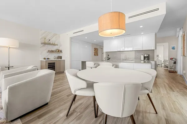 $9,500 | 106 Inlet Way, Unit 103, Singer Island, FL 33404