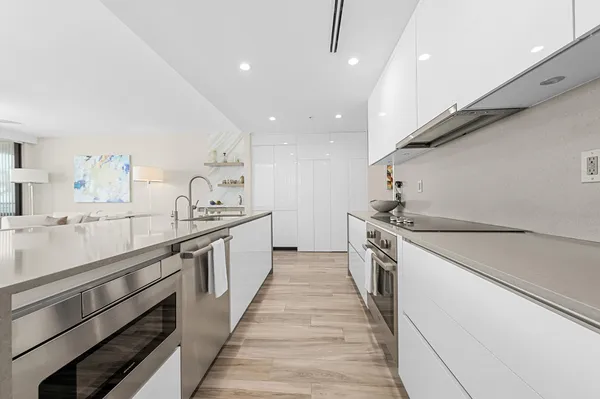 $9,500 | 106 Inlet Way, Unit 103, Singer Island, FL 33404