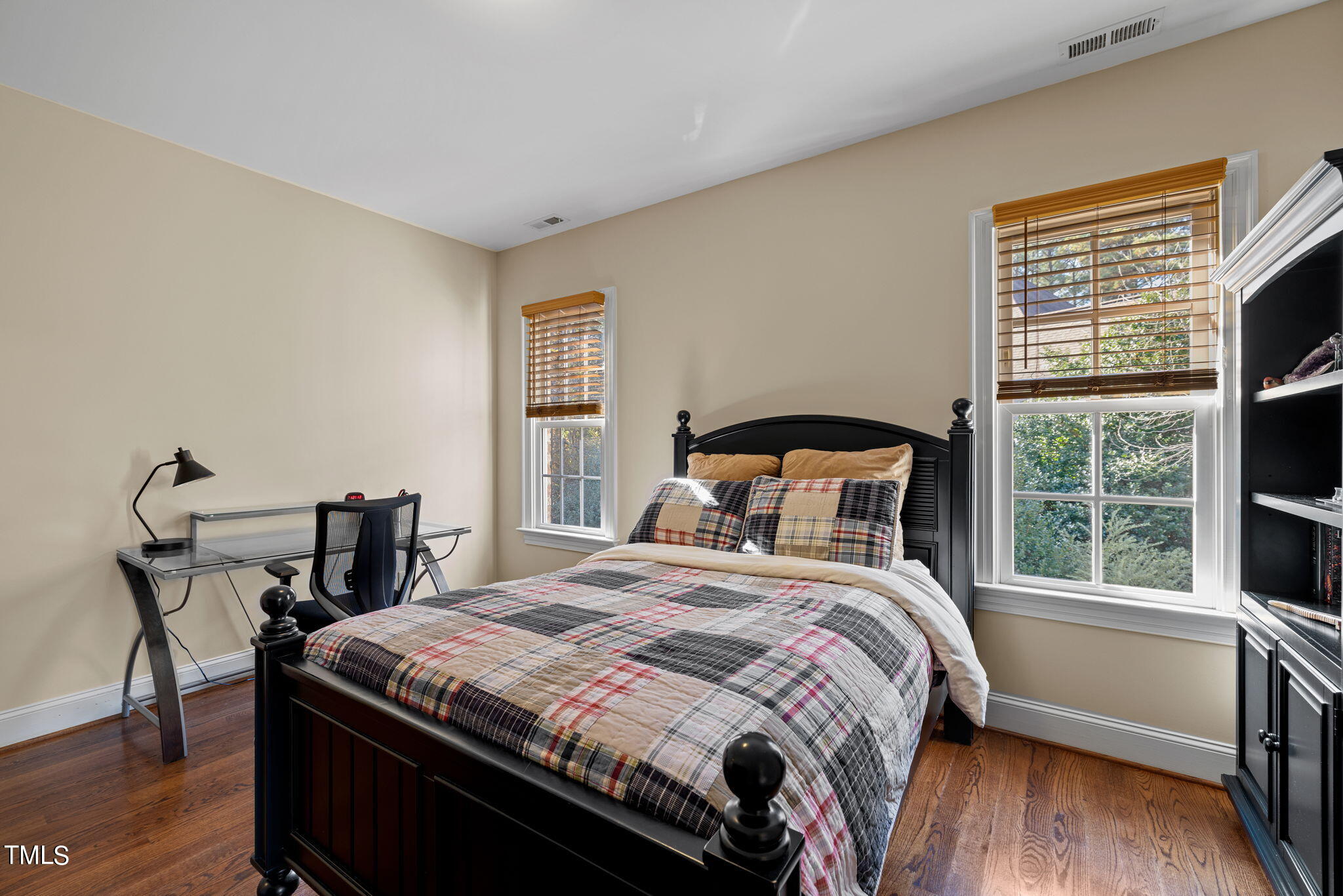 2909 Ryton Court Raleigh, NC 27613 - Photo 43 of 80 39-web-or-mls-5Z8A7024