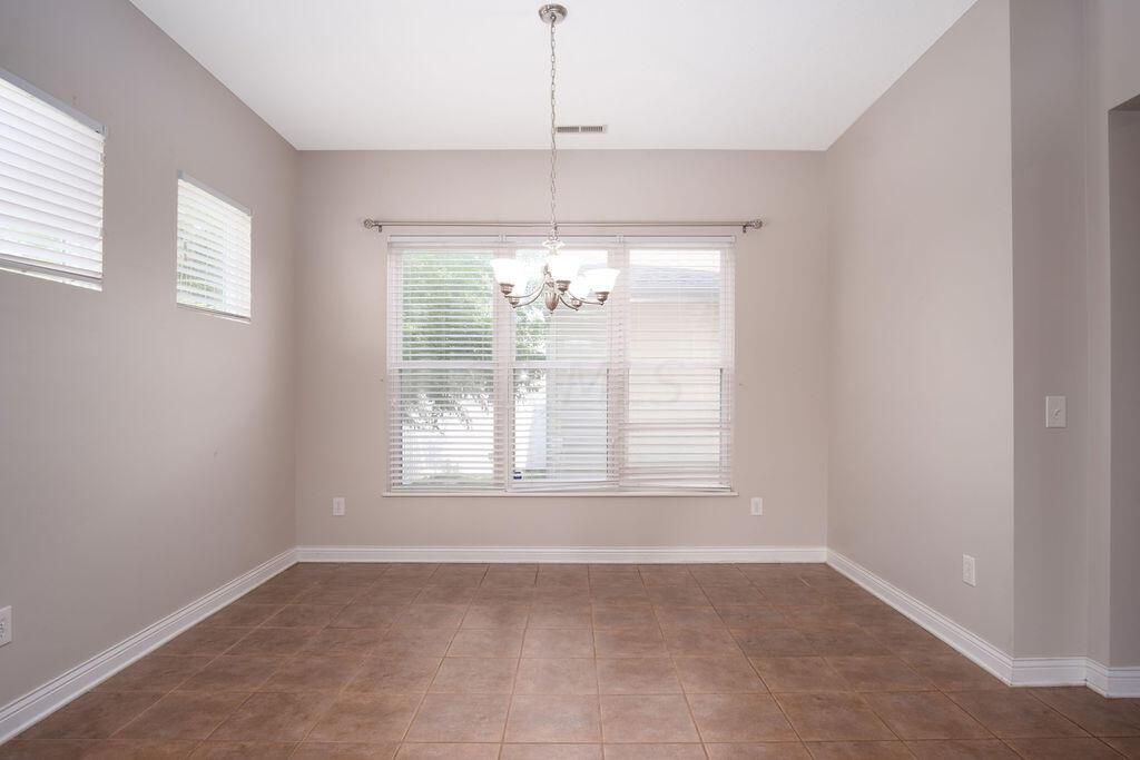 6051 Hayden Farms Road Dublin, OH 43016 - Photo 15 of 34 Dining Area