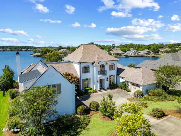 $1,595,000 | 115 Cedar Woods Cove, Madison, MS 39110