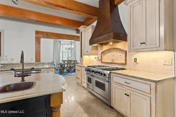 $1,595,000 | 115 Cedar Woods Cove, Madison, MS 39110