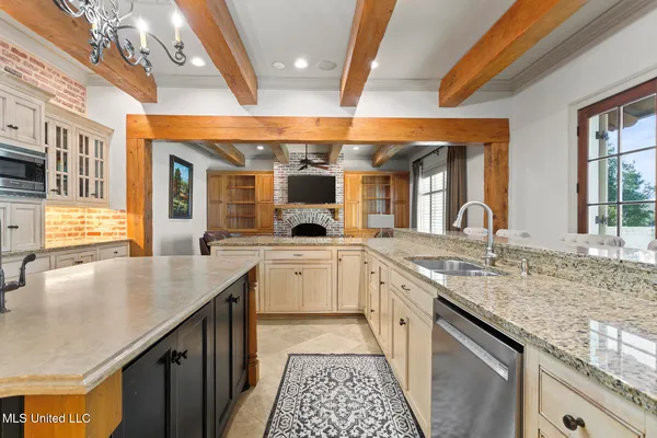 $1,595,000 | 115 Cedar Woods Cove, Madison, MS 39110