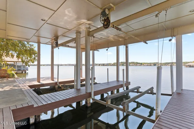 $1,595,000 | 115 Cedar Woods Cove, Madison, MS 39110