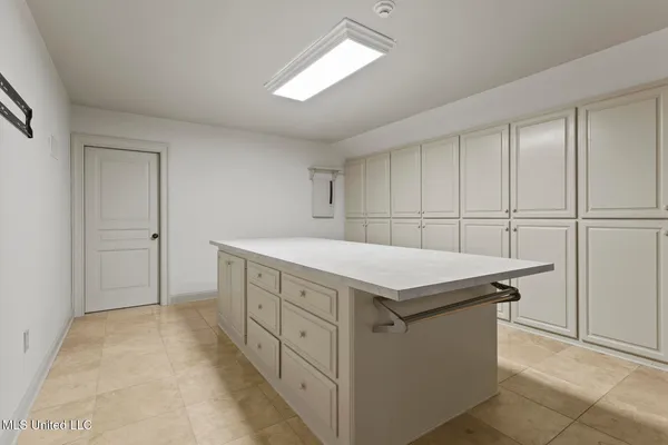 $1,595,000 | 115 Cedar Woods Cove, Madison, MS 39110