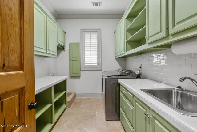 $1,595,000 | 115 Cedar Woods Cove, Madison, MS 39110