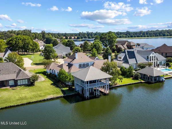 $1,595,000 | 115 Cedar Woods Cove, Madison, MS 39110