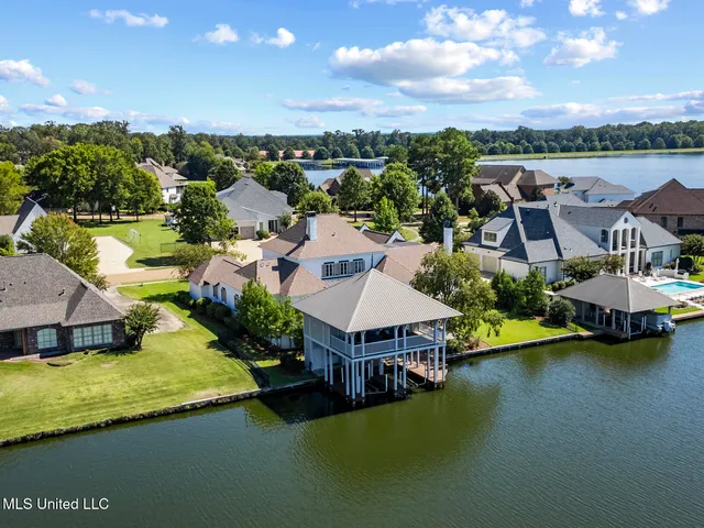 $1,595,000 | 115 Cedar Woods Cove, Madison, MS 39110