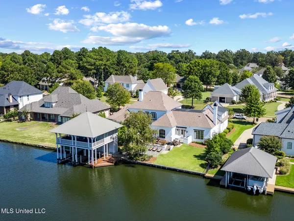 $1,595,000 | 115 Cedar Woods Cove, Madison, MS 39110