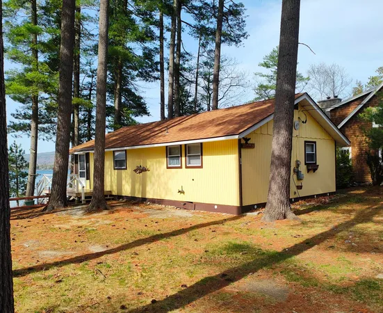 $2,200 | 19 Arrowhead Point Road, Bristol, NH 03222