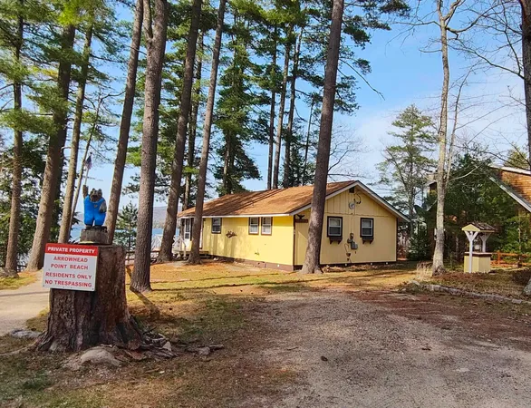 $2,200 | 19 Arrowhead Point Road, Bristol, NH 03222