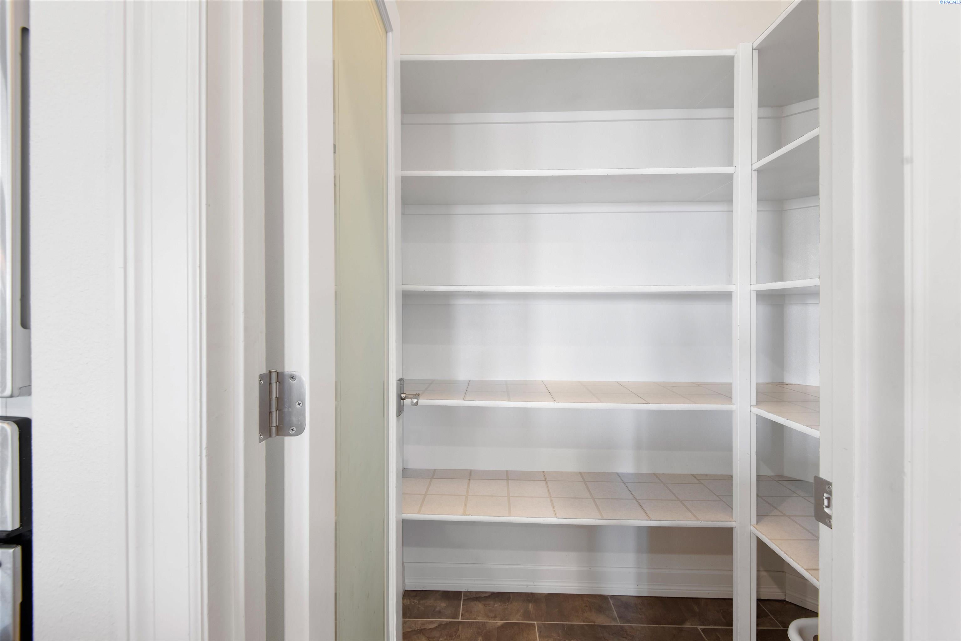 5704 Ryanick Road Kennewick, WA 99338 - Photo 13 of 30 Gallery Image 13