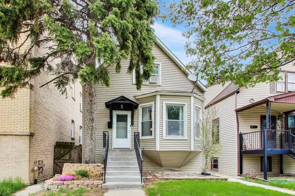 $625,000 | 3354 West Pensacola Avenue, Chicago, IL 60618