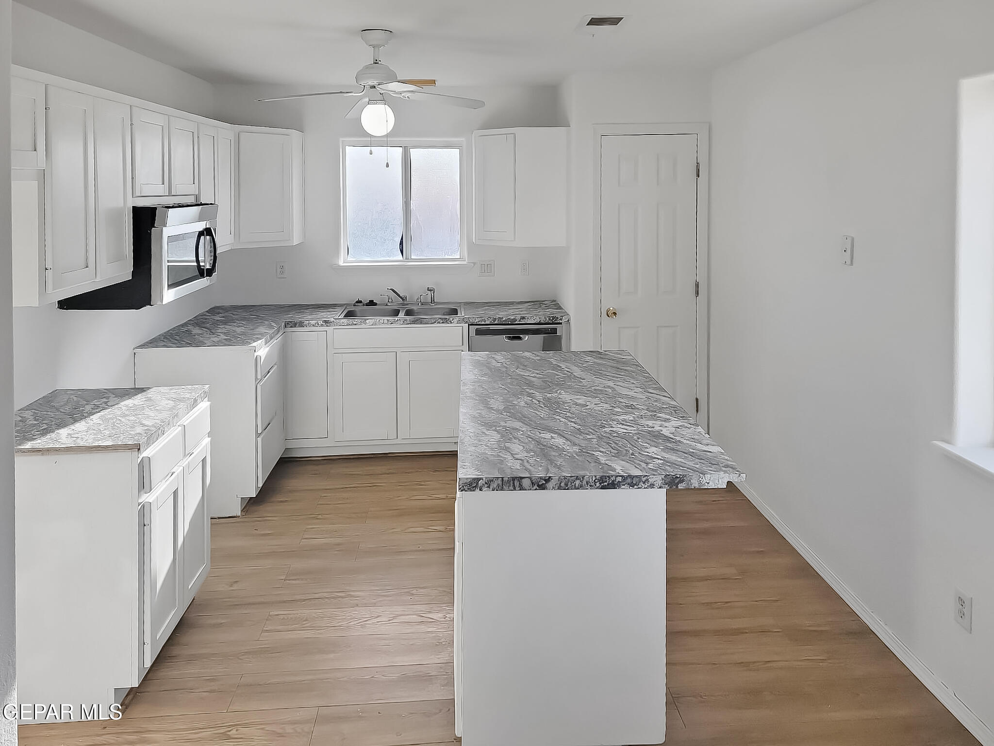 803 Magnolia Street Alamogordo, NM 88310 - Photo 2 of 17 photo_02