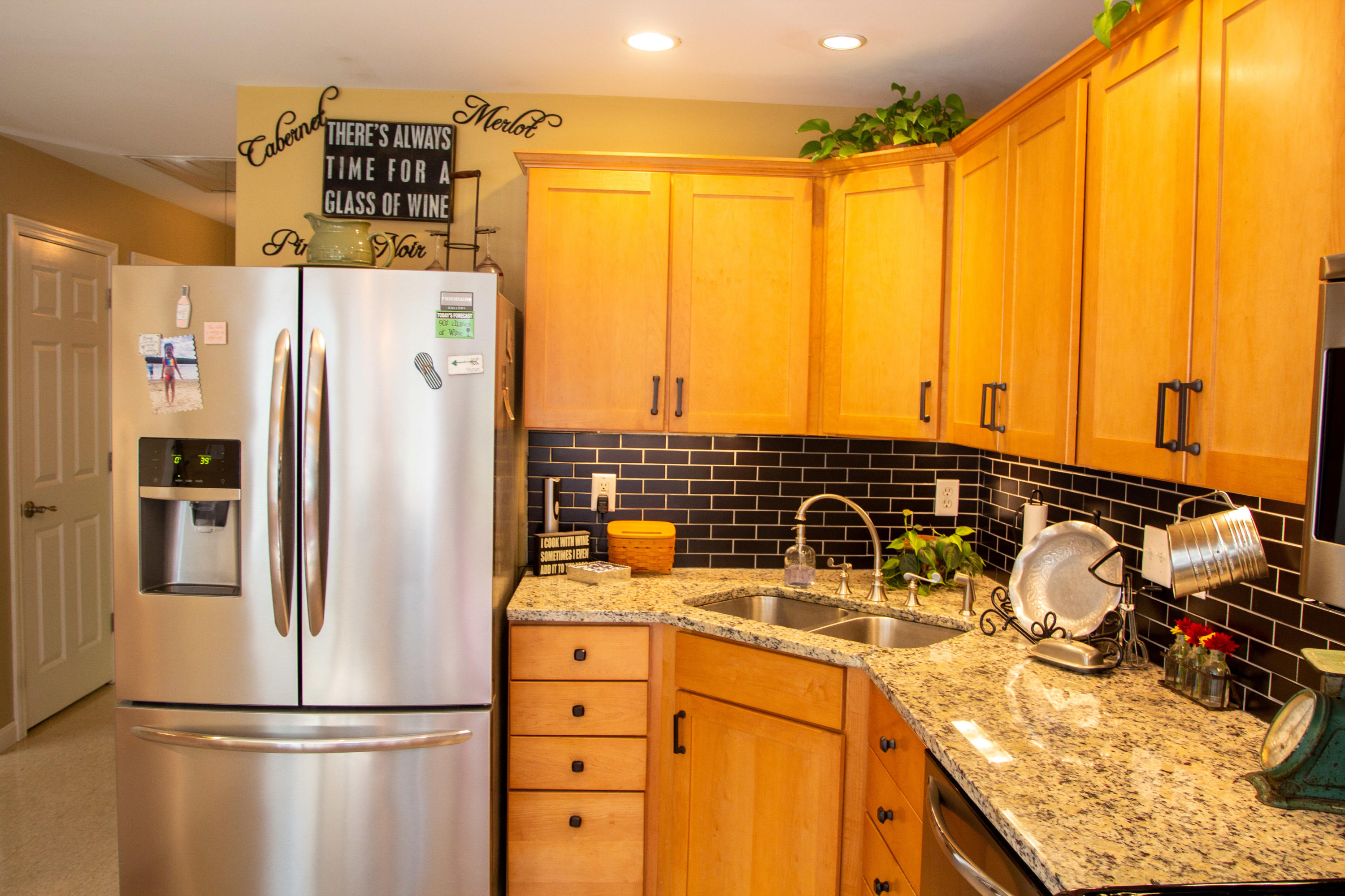 468 Emerys Bridge Road South Berwick, ME 03908 - Photo 21 of 56 Kitchen
