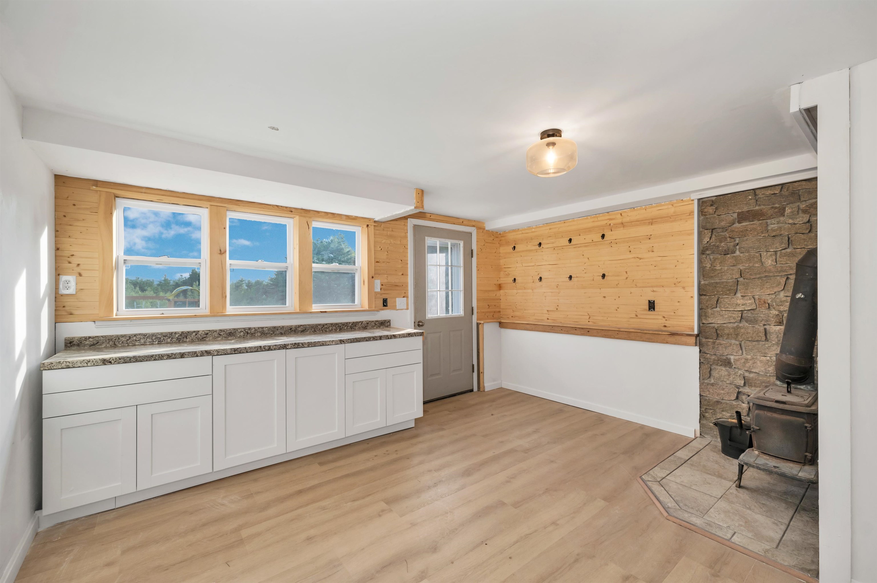 145 Bow Lake Road Barnstead, NH 03218 - Photo 25 of 29