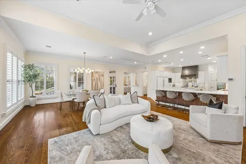 $4,500,000 | 223 Heritage Oaks Lane, Houston, TX 77024