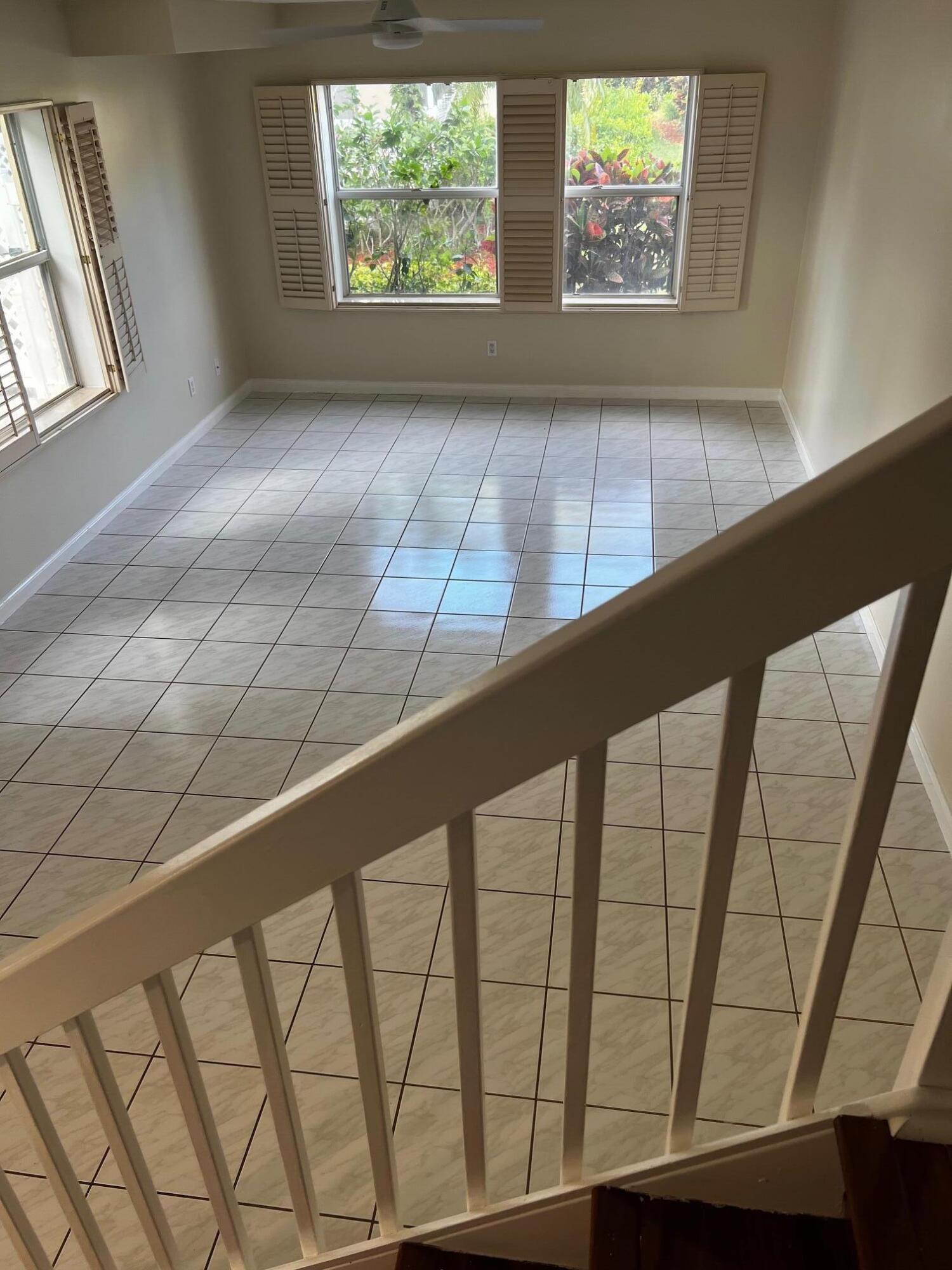 4701 Roxbury Court Boynton Beach, FL 33436 - Photo 11 of 29 Living room
