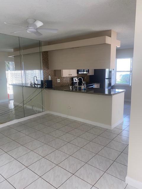 4701 Roxbury Court Boynton Beach, FL 33436 - Photo 7 of 29 Dining area