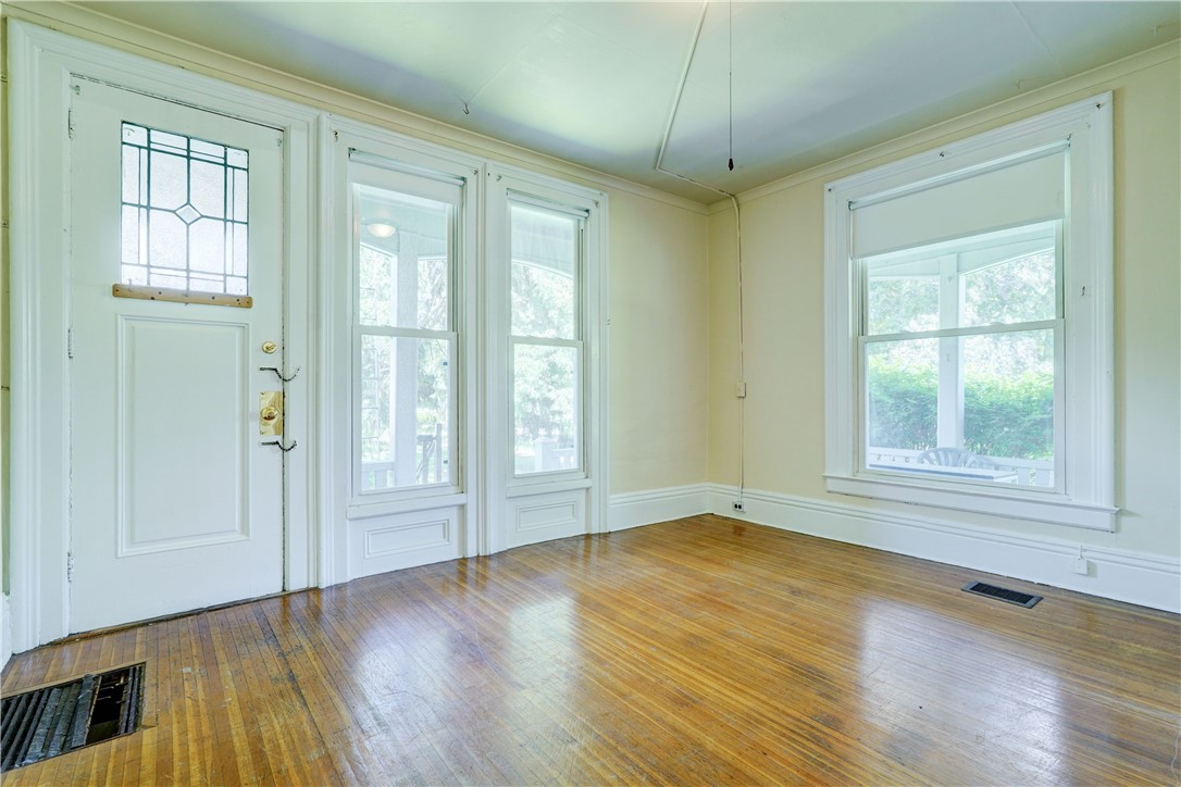 14 Vick Park B Rochester, NY 14607 - Photo 13 of 36