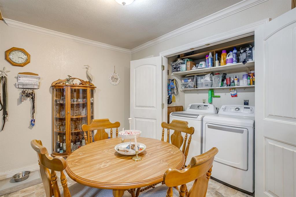 449 Dunlap Avenue Boyd, TX 76023 - Photo 15 of 27