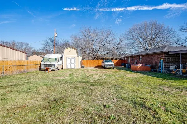$206,000 | 449 Dunlap Avenue, Boyd, TX 76023