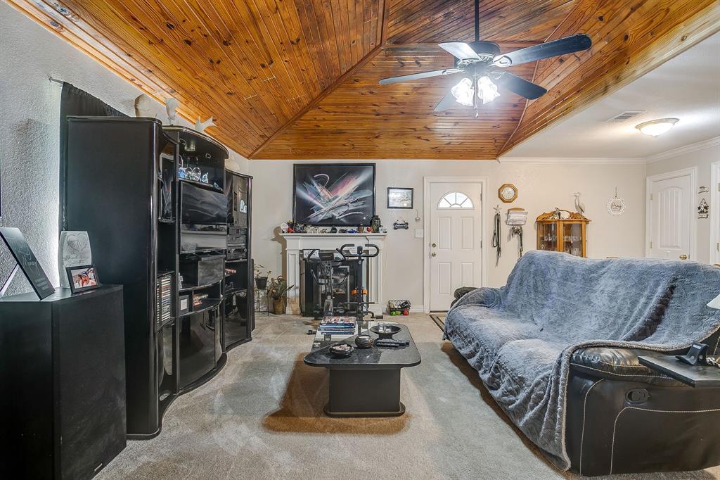 449 Dunlap Avenue Boyd, TX 76023 - Photo 6 of 27