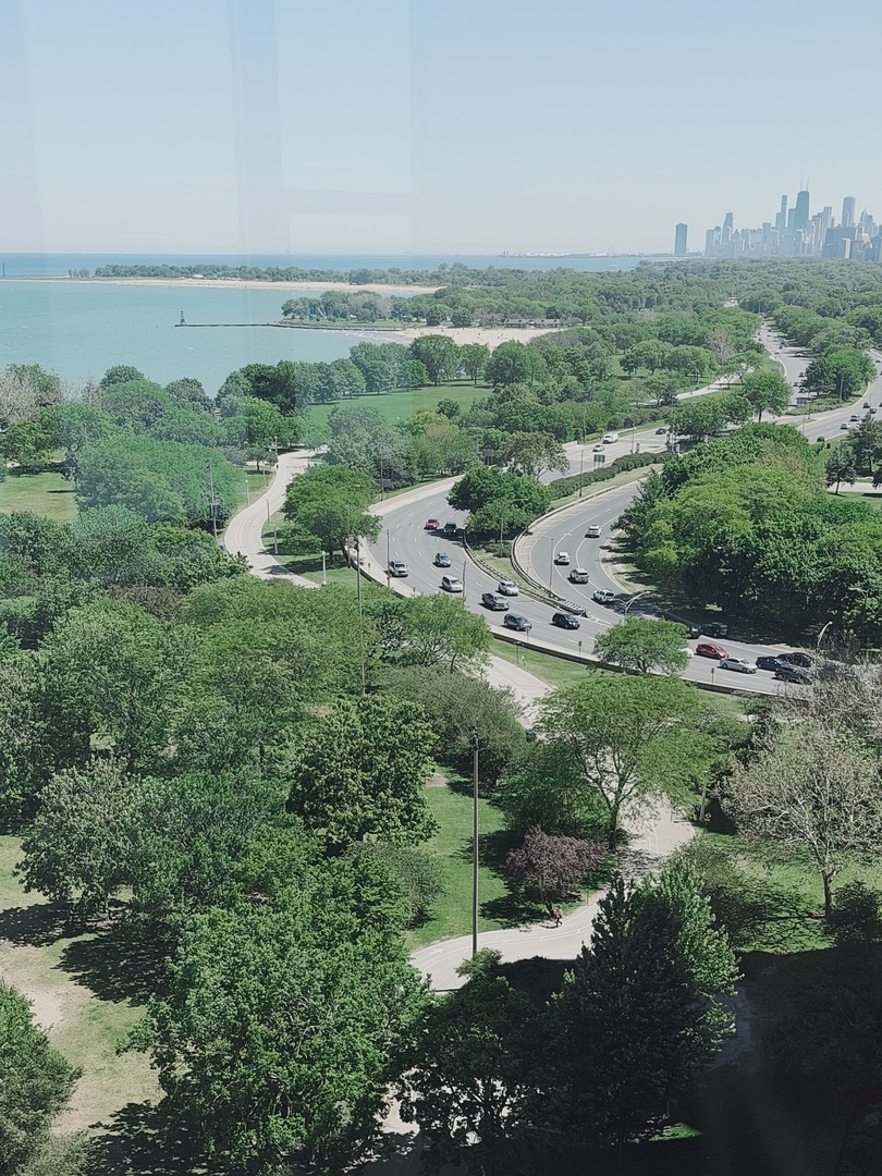 5801 North Sheridan Road, Unit 20D Chicago, IL 60660 - Photo 32 of 34