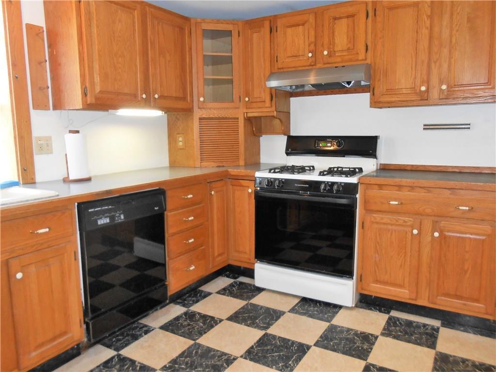 146 Southern Bay Road Penobscot, ME 04476 - Photo 8 of 19 Kitchen has gas range and part of...