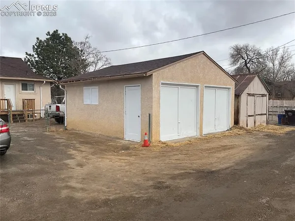 a view of a house with a outdoor space