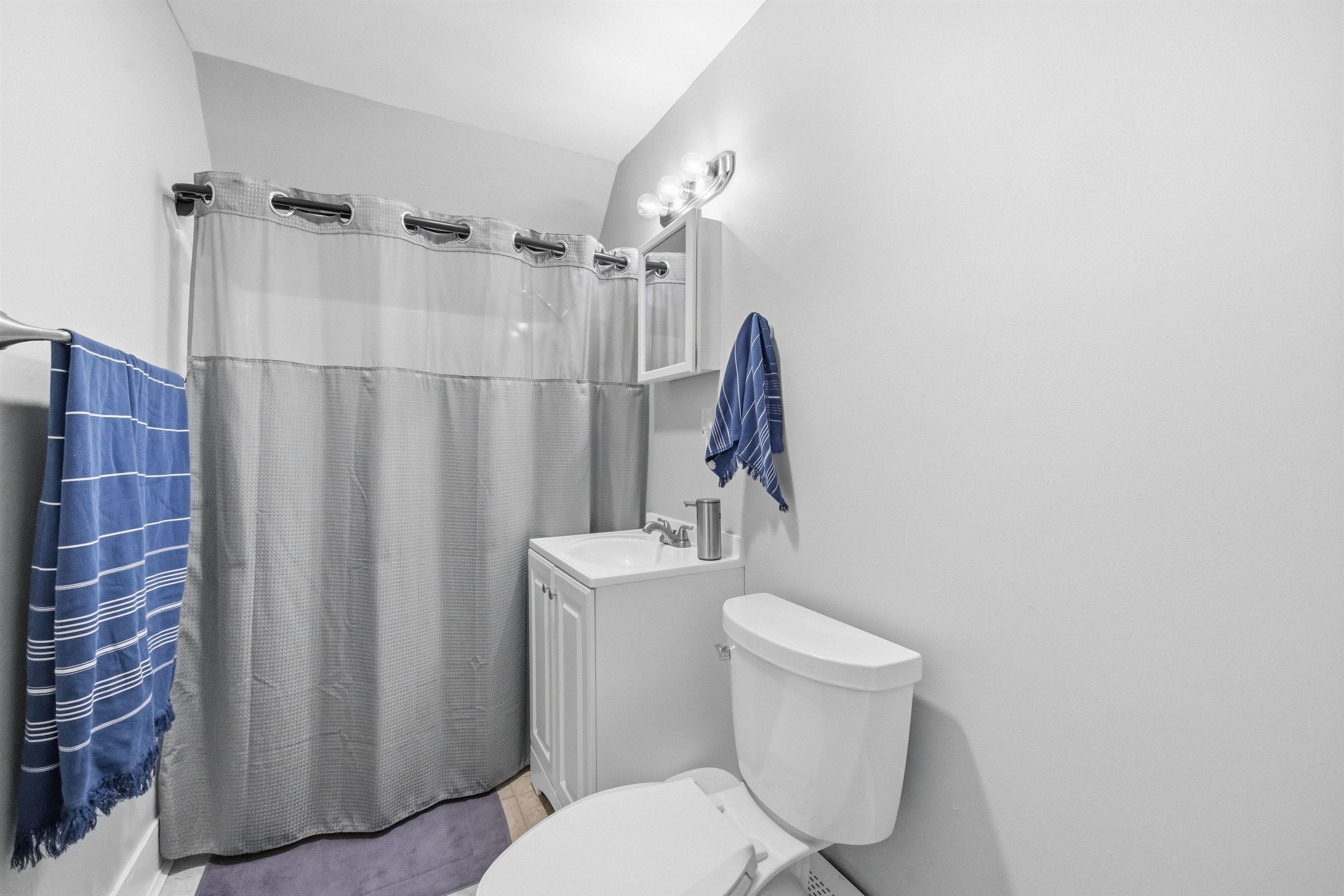 25 Dearborn Street Manchester, NH 03103 - Photo 36 of 49