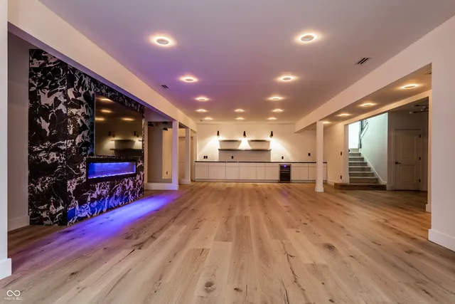 $4,100,000 | 949 West 136th Street, Carmel, IN 46032