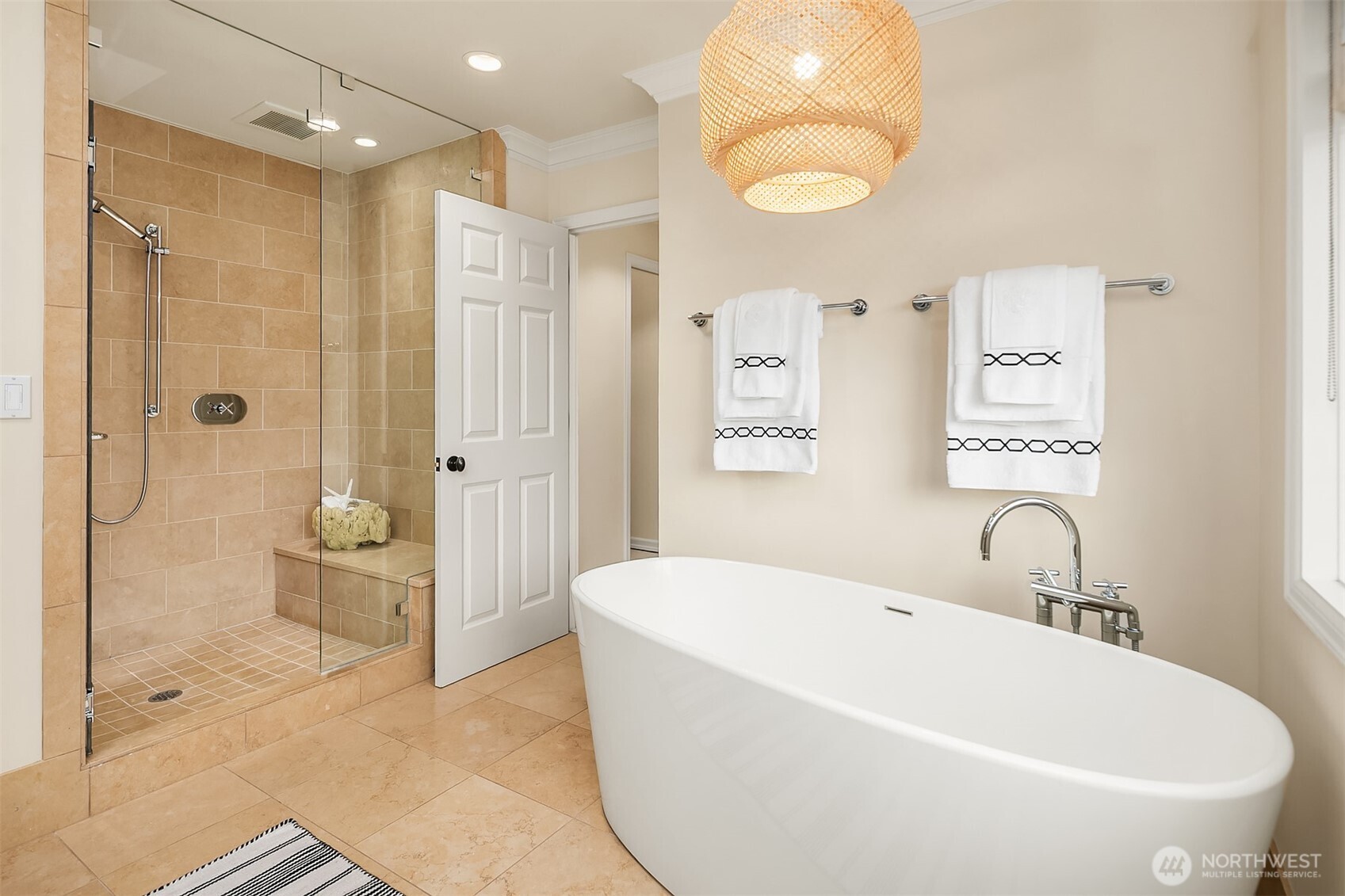 838 Evergreen Point Road Medina, WA 98039 - Photo 15 of 24