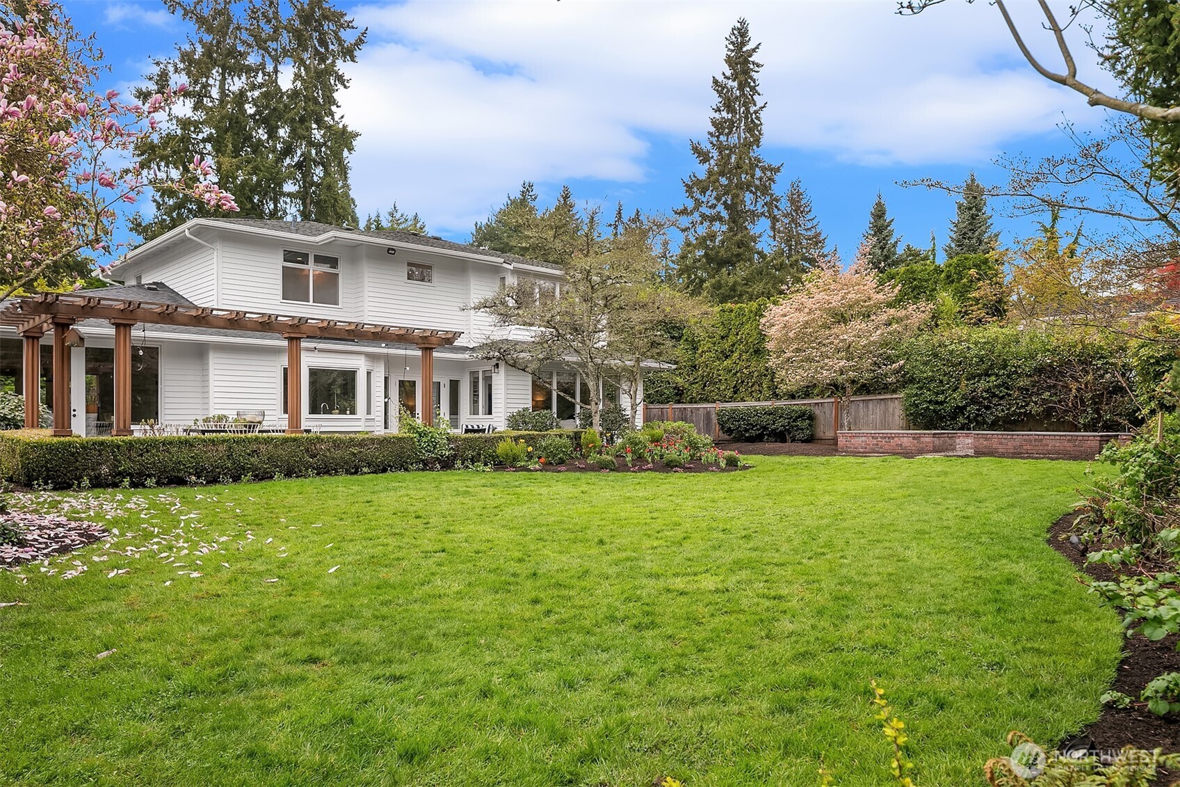 838 Evergreen Point Road Medina, WA 98039 - Photo 20 of 24