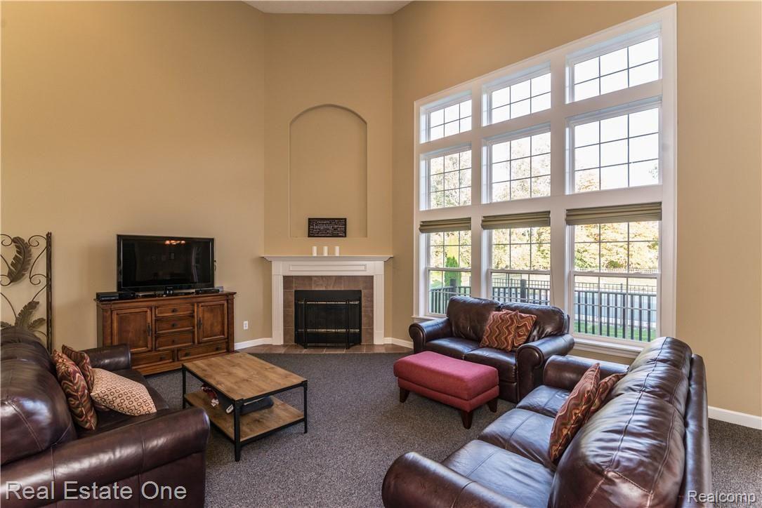4159 Sundance Meadows Howell, MI 48843 - Photo 9 of 50 Spacious family room