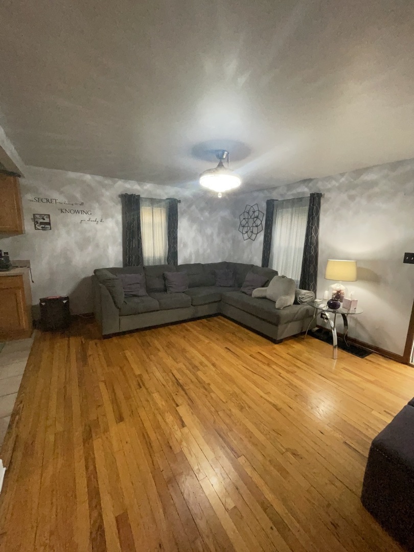 12204 South May Street Chicago, IL 60643 - Photo 2 of 13