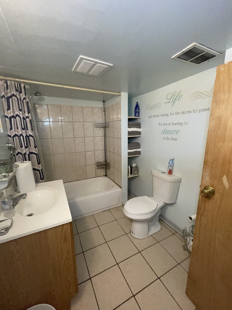 12204 South May Street Chicago, IL 60643 - Photo 9 of 13