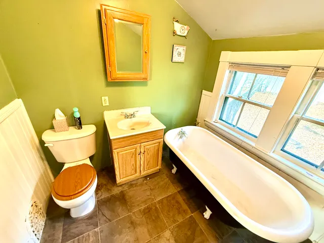 $149,900 | 15 Fay Court, Dexter, ME 04930