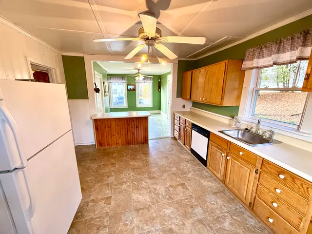 $149,900 | 15 Fay Court, Dexter, ME 04930