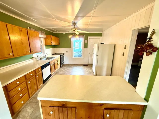 $149,900 | 15 Fay Court, Dexter, ME 04930