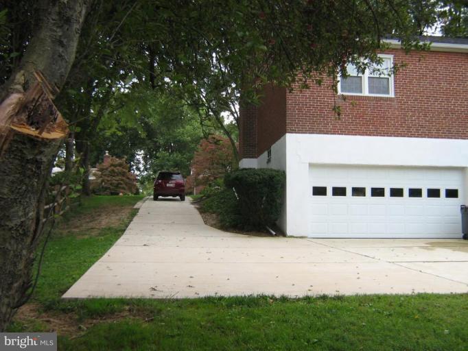 1108 Ryegate Road Towson, MD 21286 - Photo 24 of 26 Garage 2