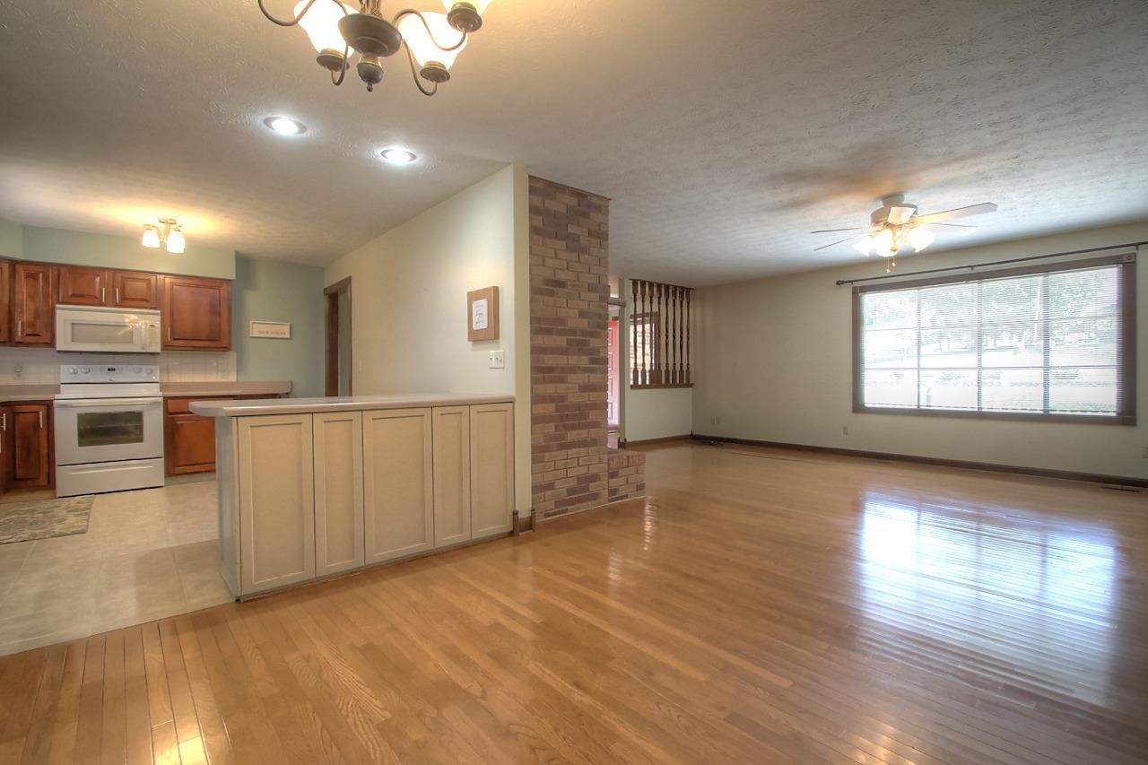 1244 Yorkshire Estates Road London, KY 40744 - Photo 10 of 33 Listing Photo